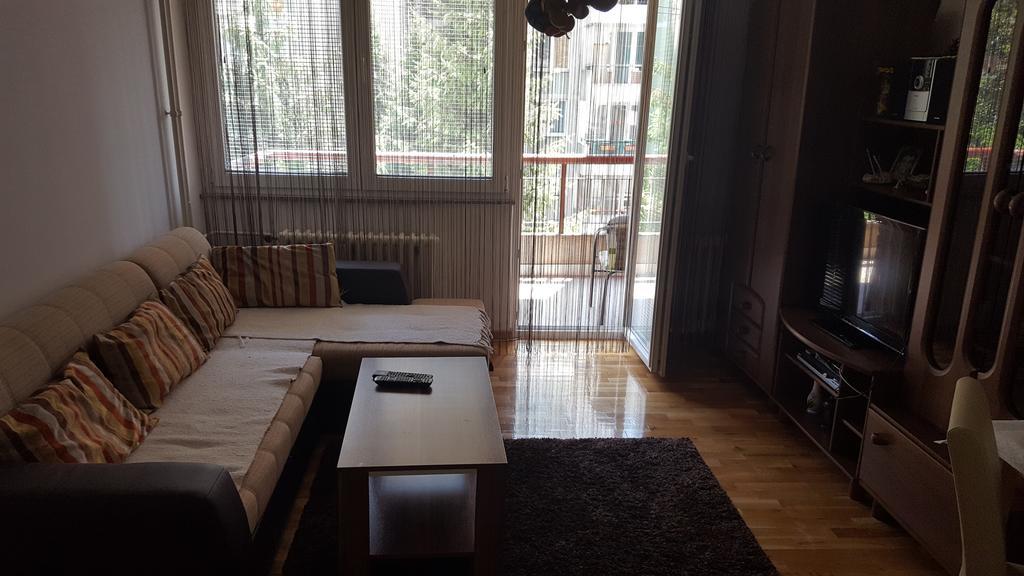 Apartment Zeniça Dış mekan fotoğraf